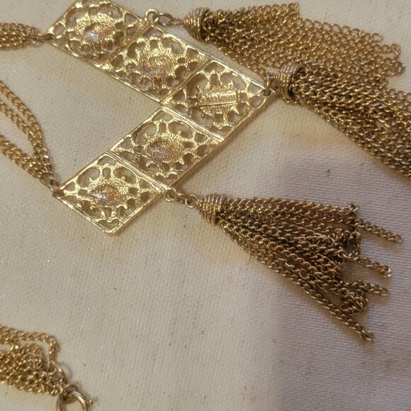 Long Vintage Tassel Sarah Coventry Necklace - Picture 2 of 5